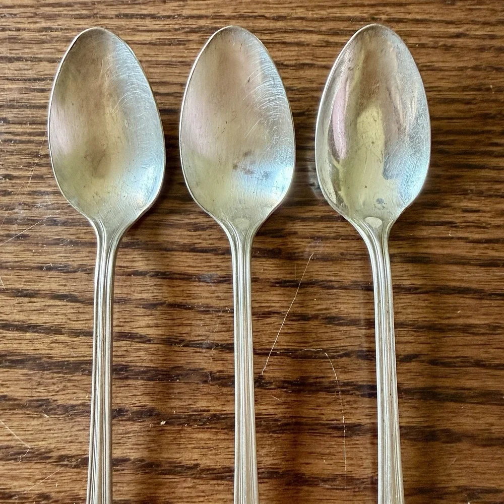 Majestic Mfg Silver Plate Ice Tea Spoons Urn Laurel 1930 Antique Set Of 3